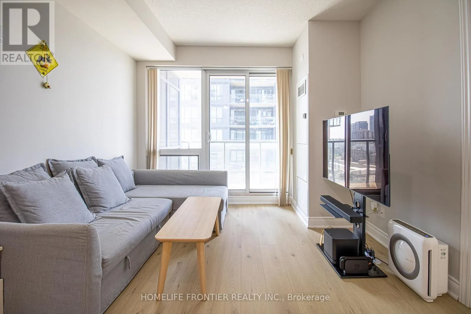 609B - 9090 YONGE STREET