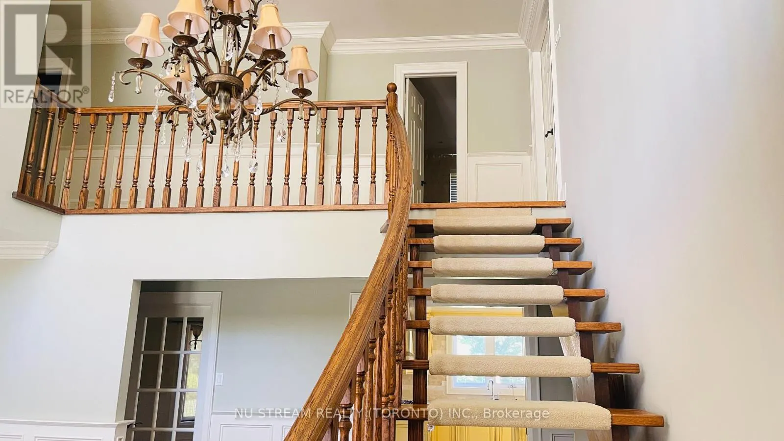 4 WILLOW CREEK DRIVE