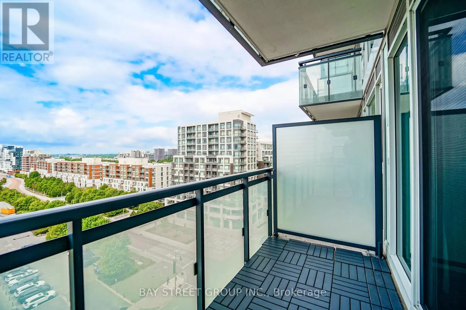 909 - 8081 BIRCHMOUNT ROAD