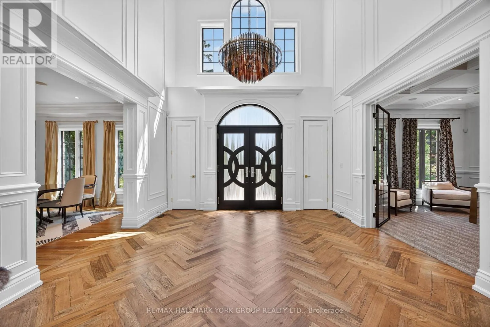 108 KENNEDY STREET W