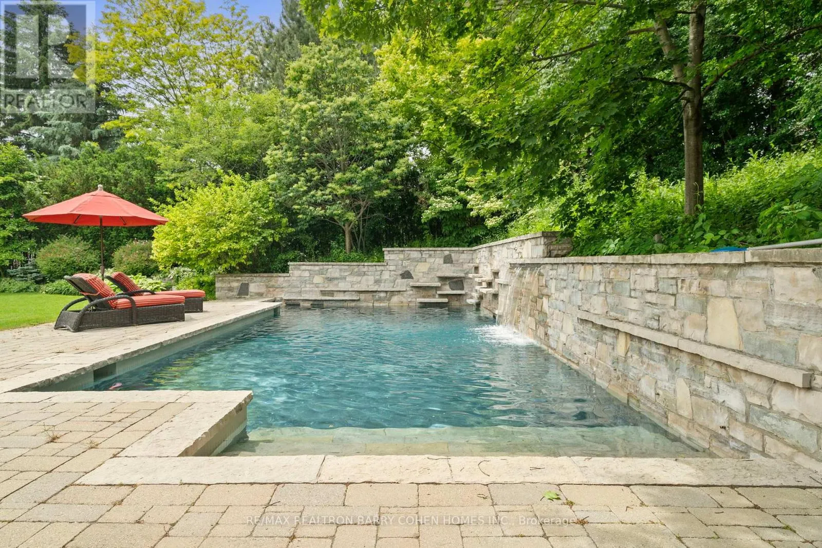 55 THORNBANK ROAD