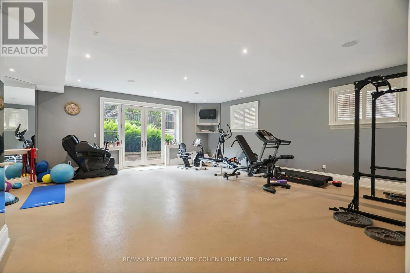 55 THORNBANK ROAD