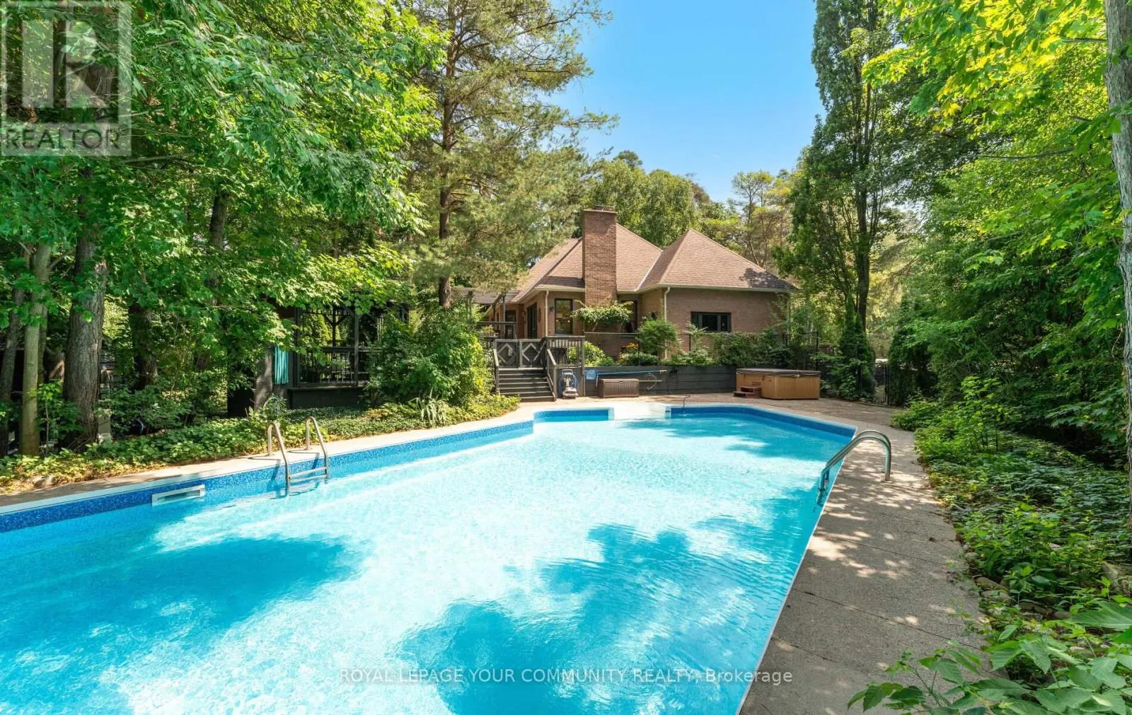 25 TILSTON GROVE