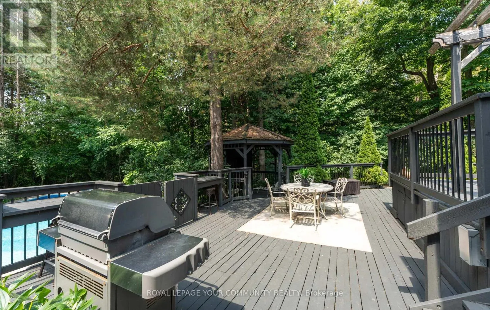 25 TILSTON GROVE