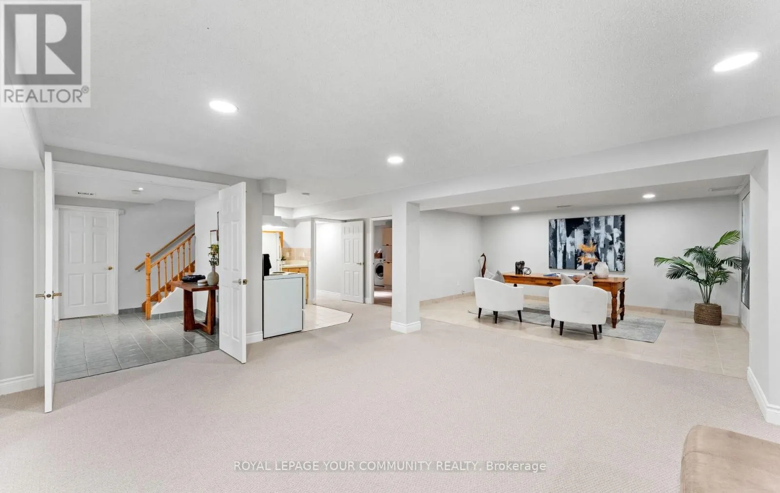 25 TILSTON GROVE