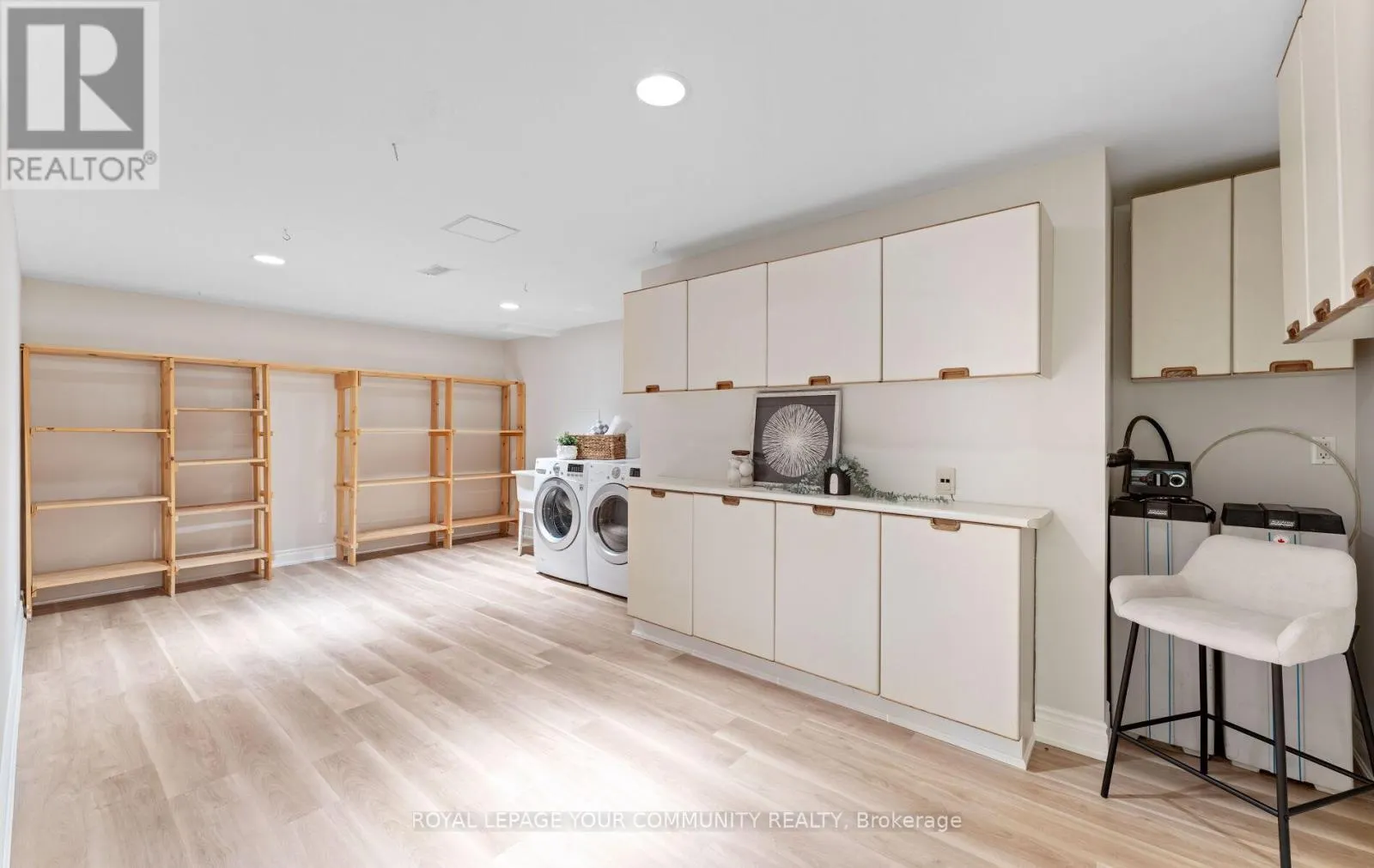 25 TILSTON GROVE