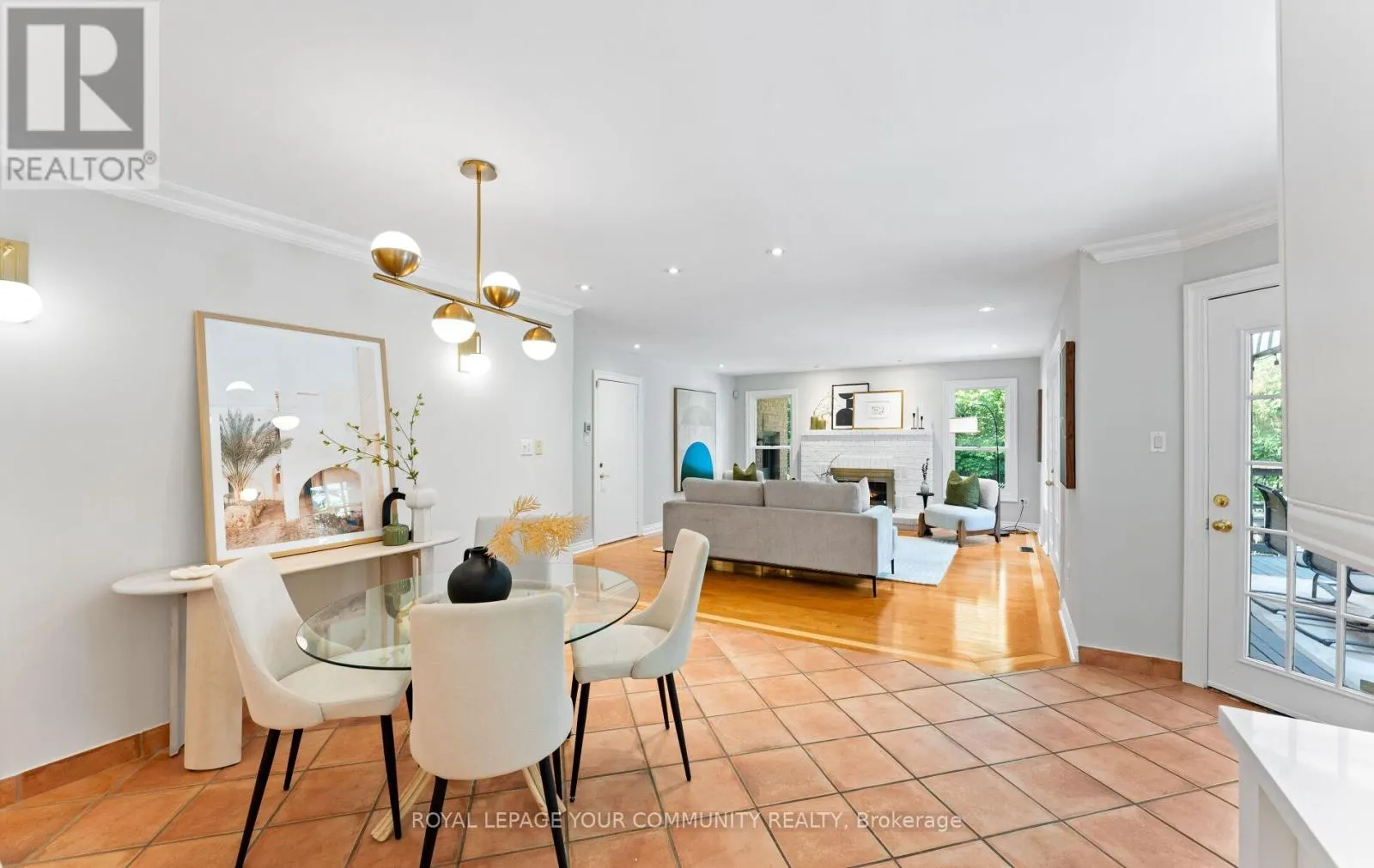 25 TILSTON GROVE