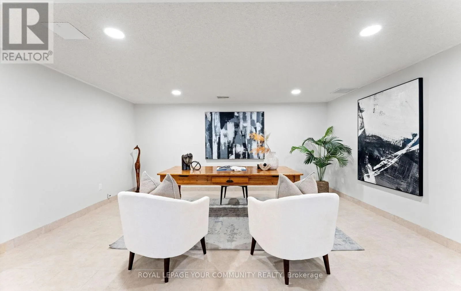 25 TILSTON GROVE