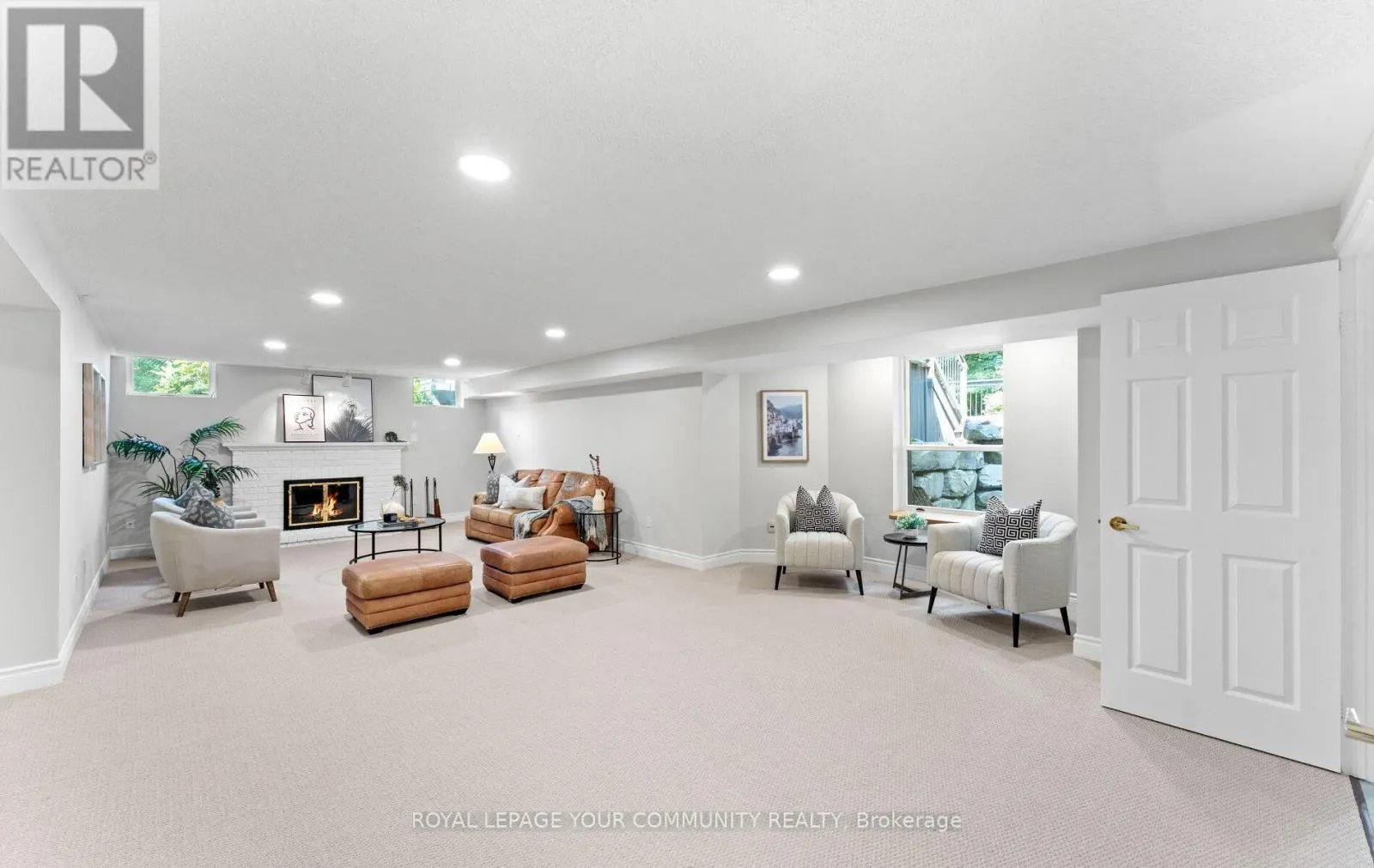 25 TILSTON GROVE