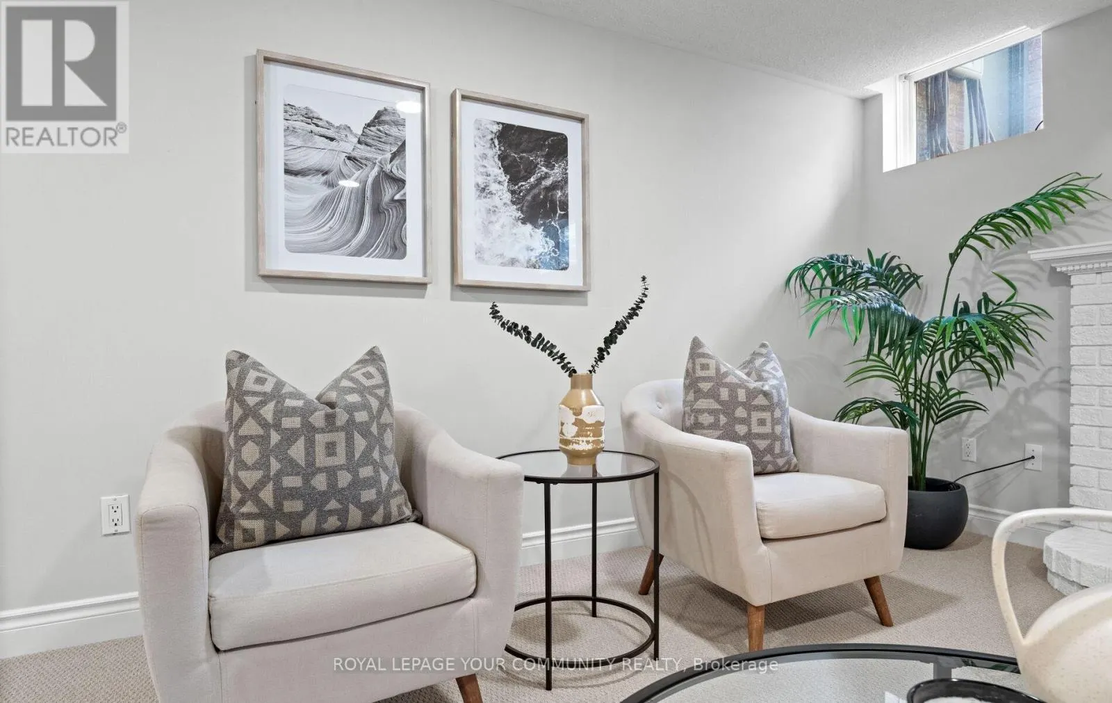 25 TILSTON GROVE