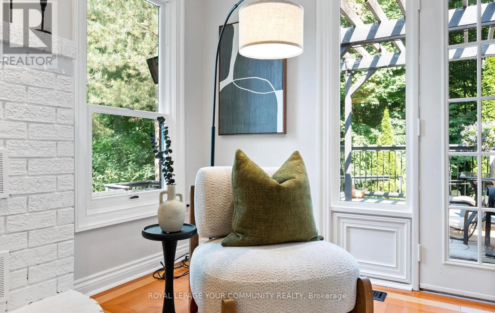 25 TILSTON GROVE
