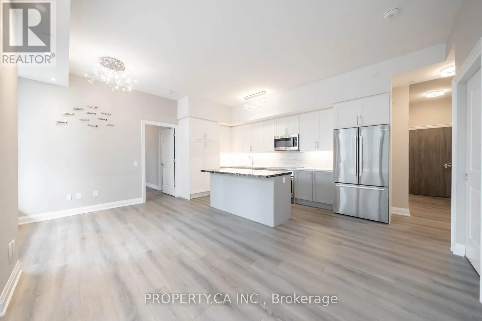 216W - 10 GATINEAU DRIVE