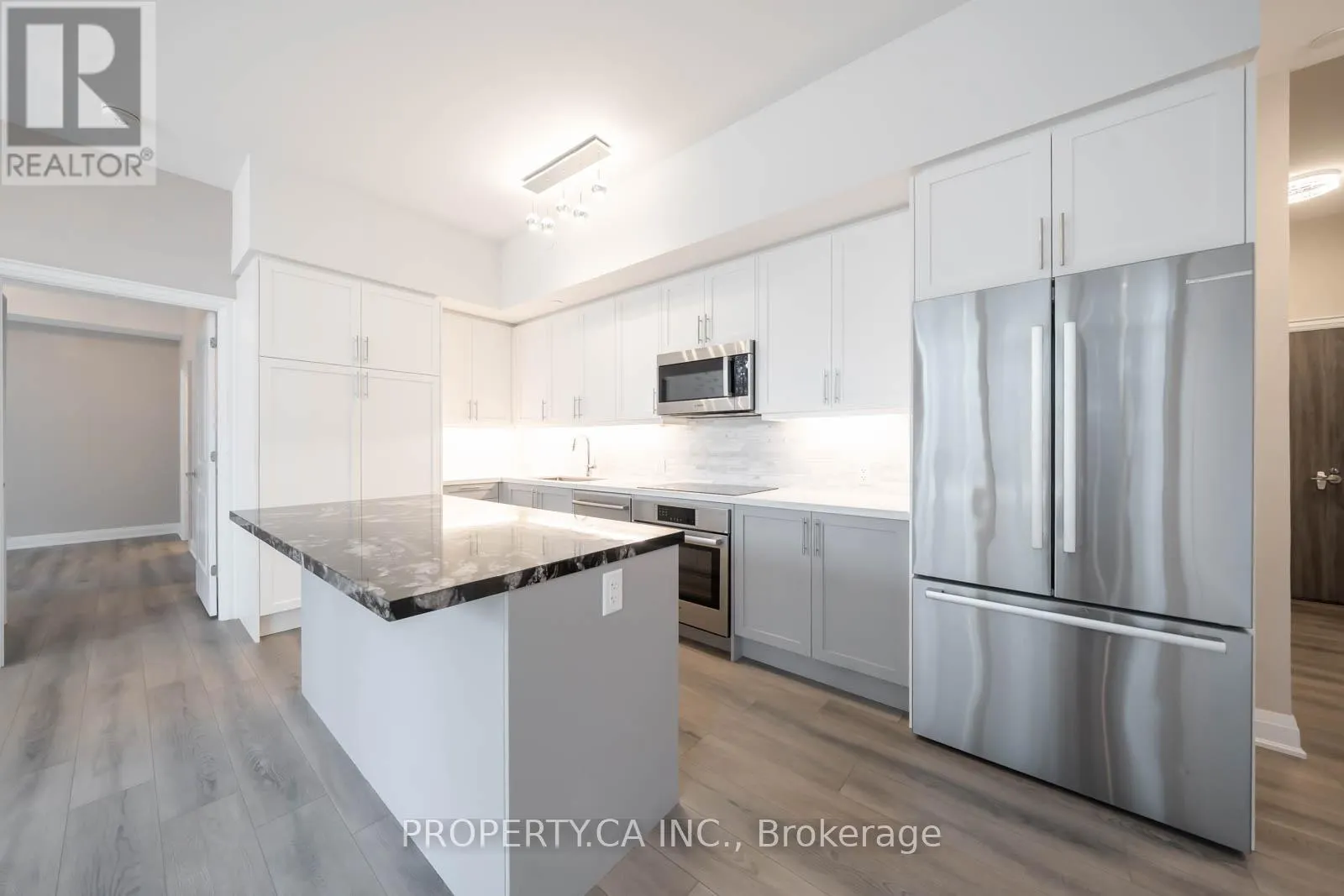 216W - 10 GATINEAU DRIVE