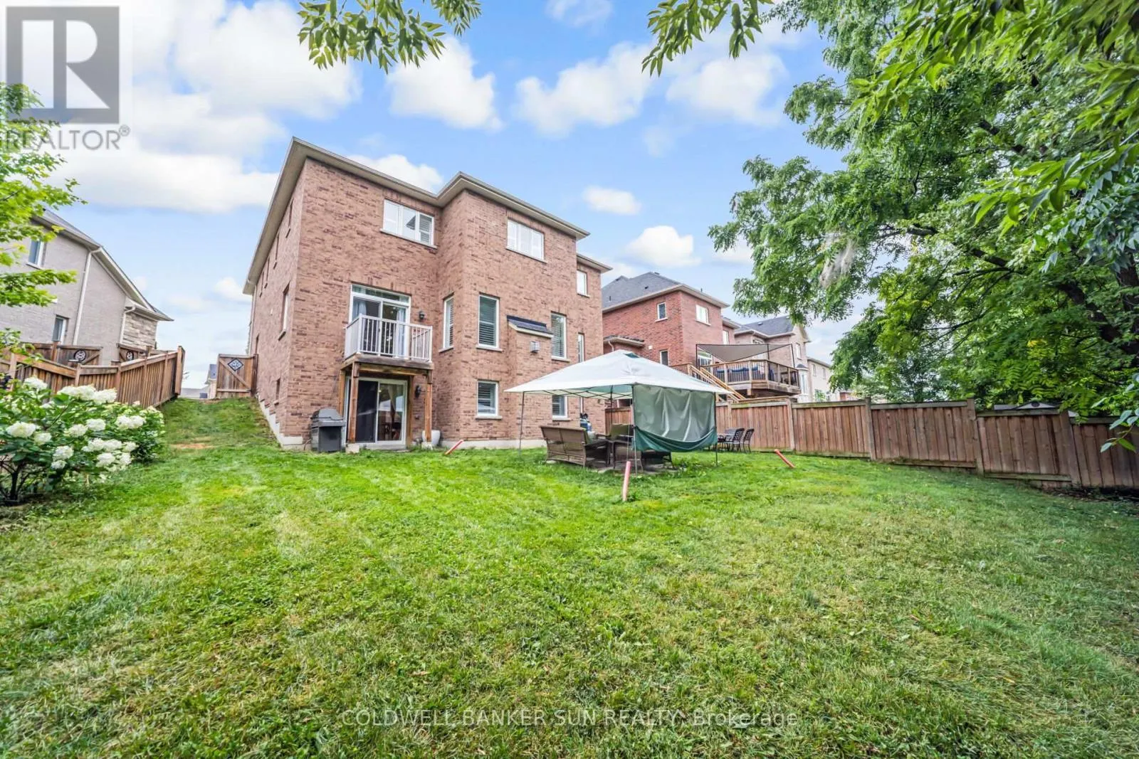 58 COPELAND CRESCENT