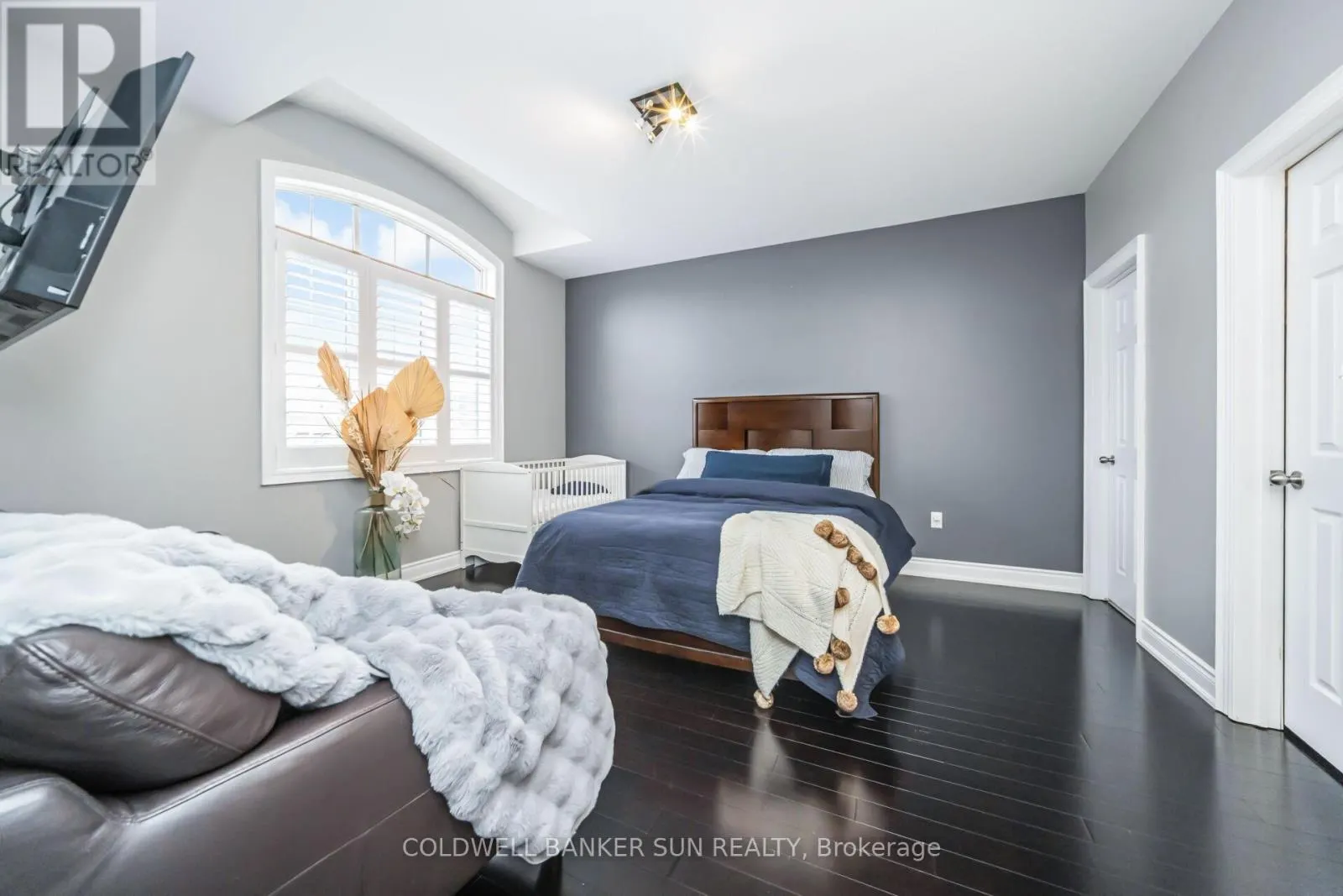 58 COPELAND CRESCENT