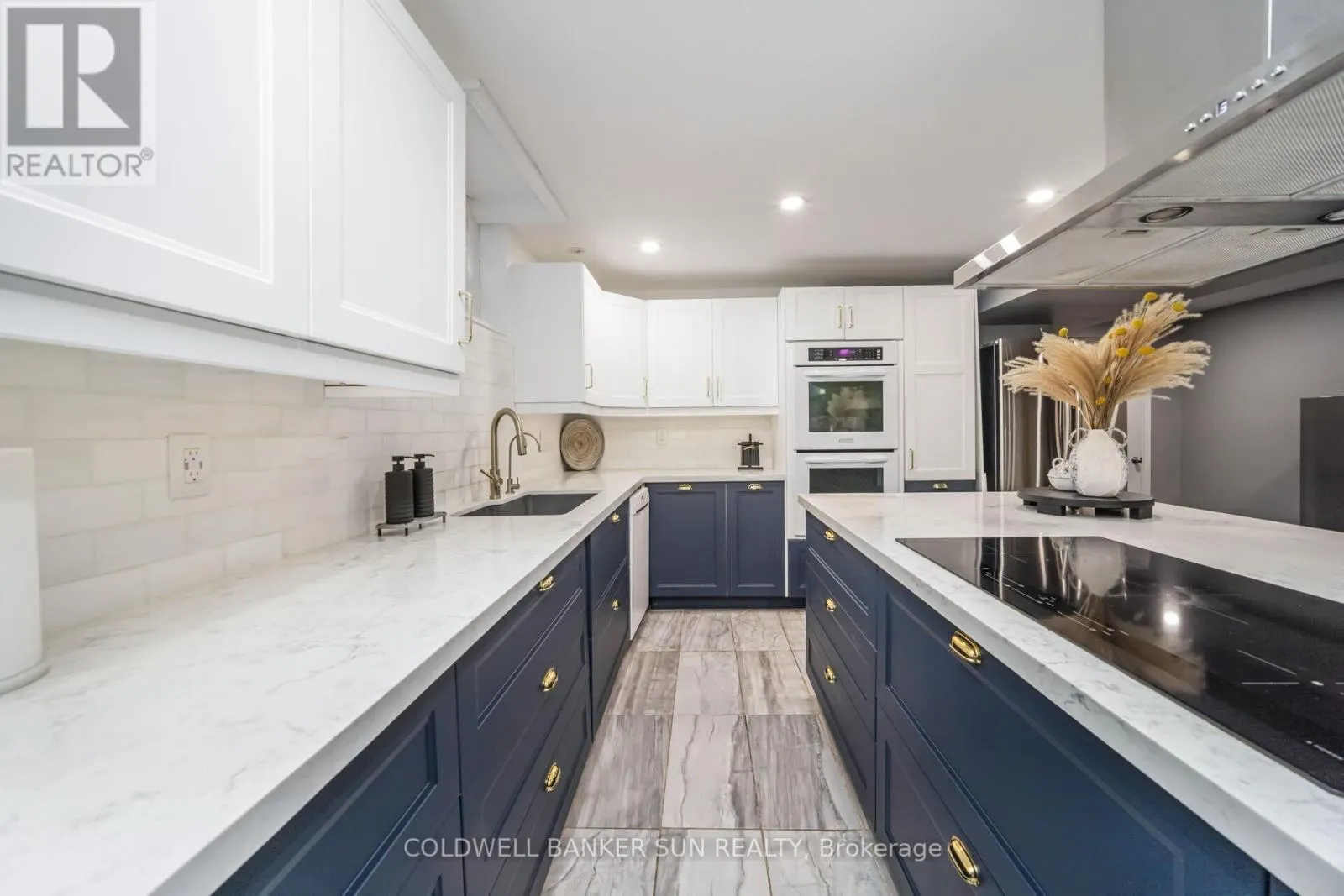 58 COPELAND CRESCENT