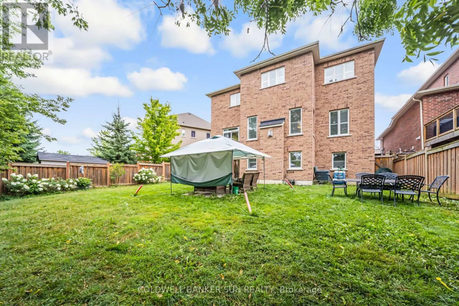 58 COPELAND CRESCENT