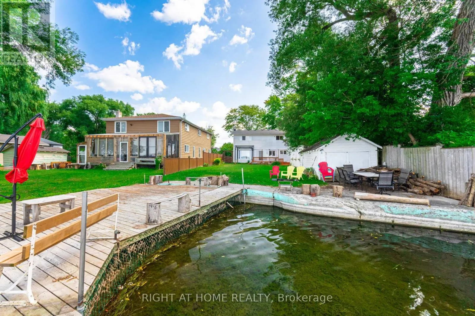 428 LAKE DRIVE S