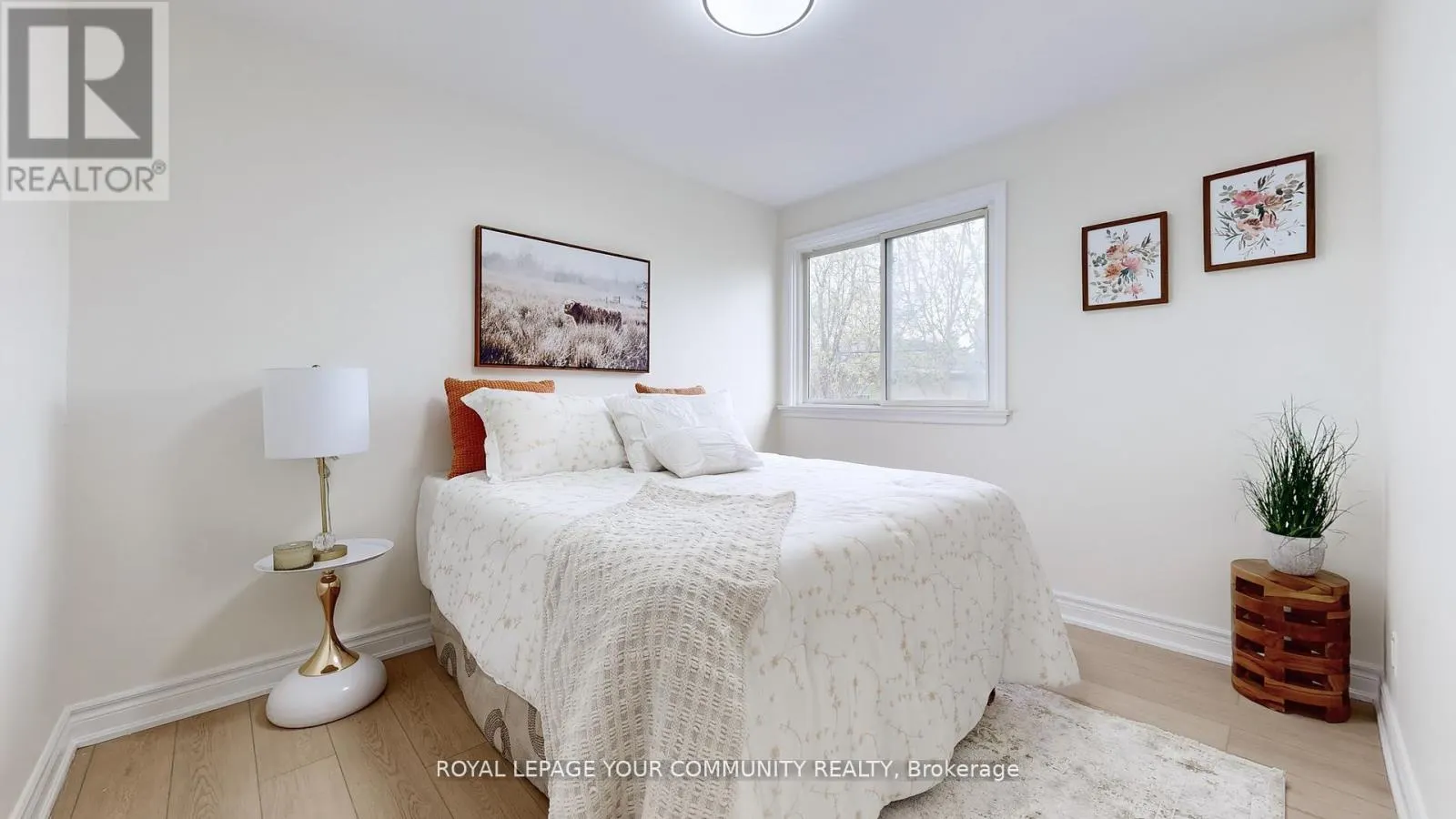 446 LYNETT CRESCENT