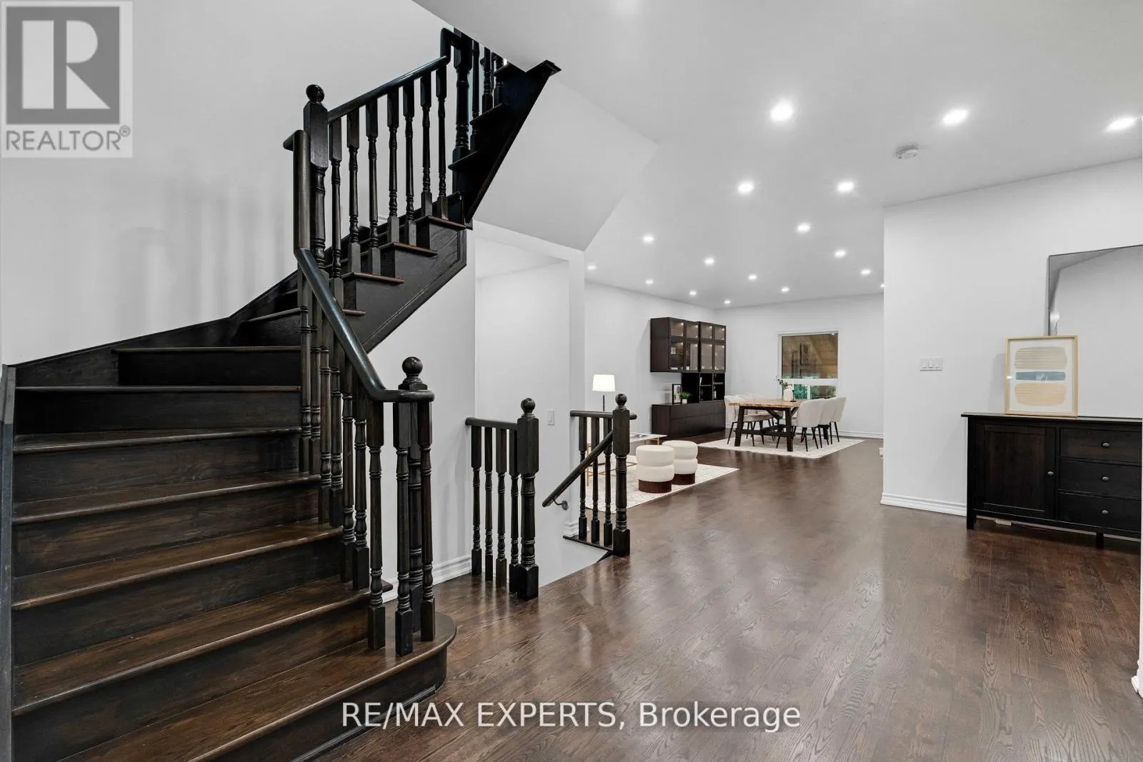 76 CETONA AVENUE