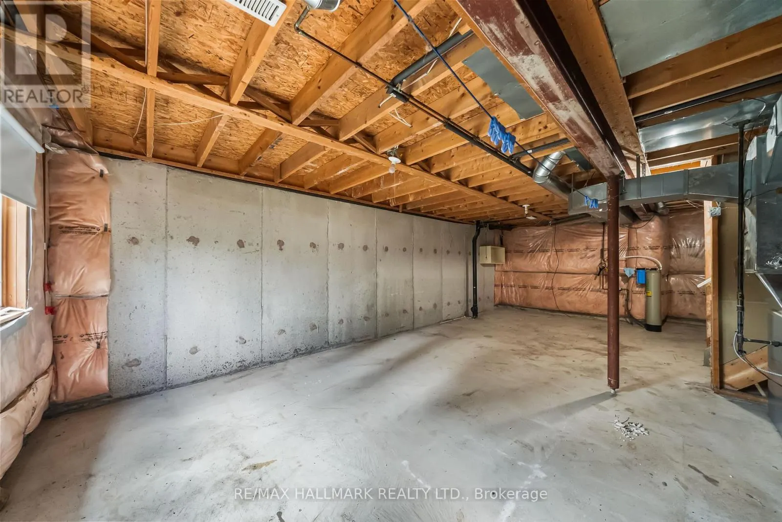 302 PINNACLE TRAIL