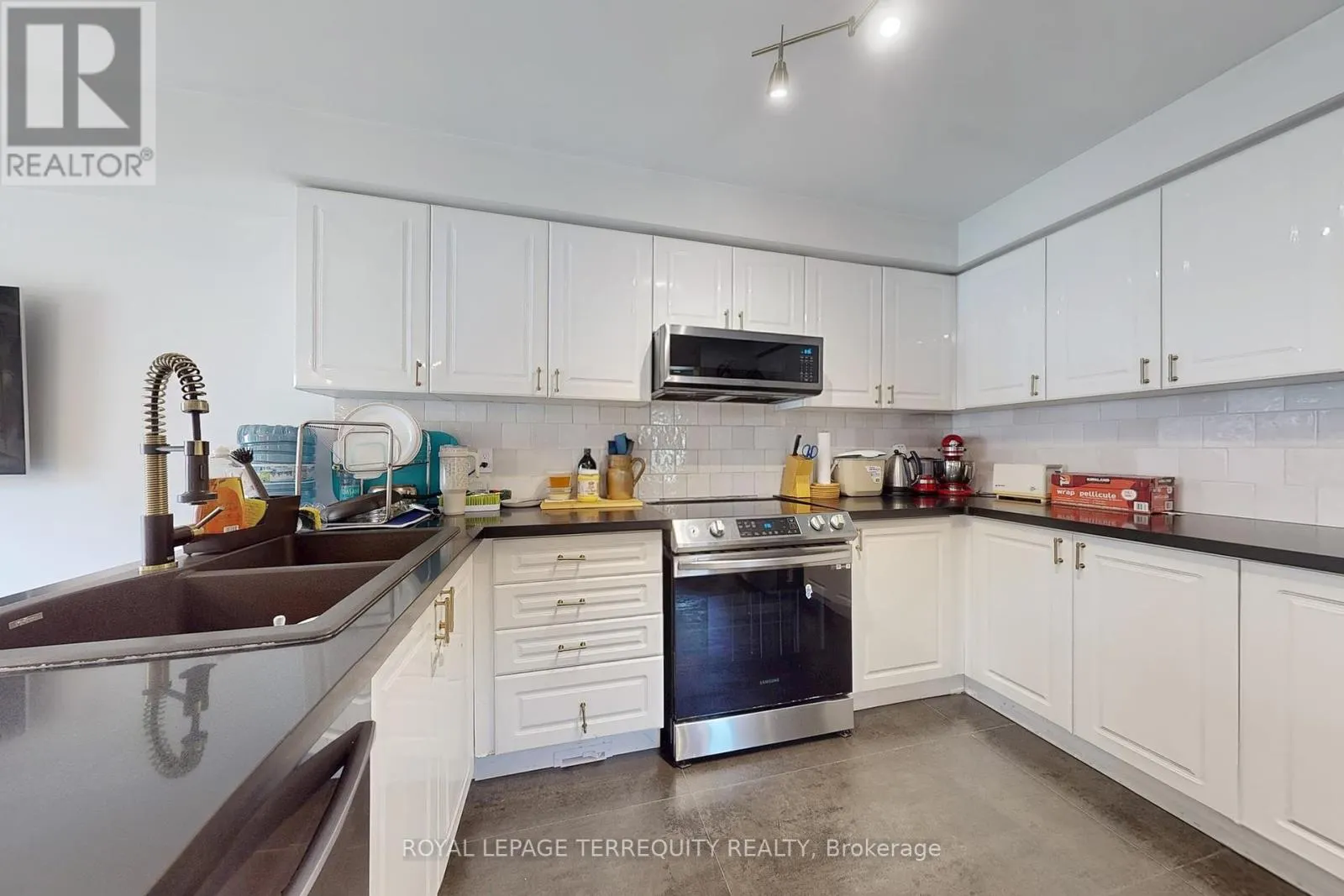 65 LORRIDGE STREET