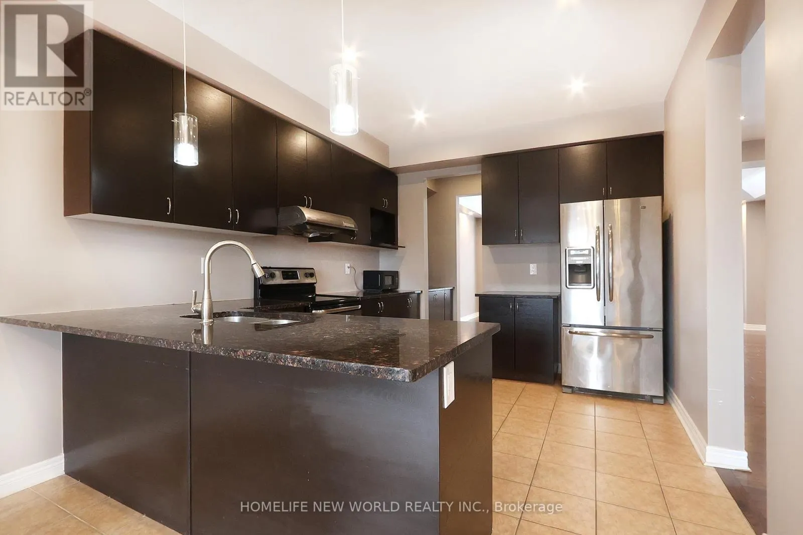 MASTER 3RD FL - 41 PULPWOOD CRESCENT