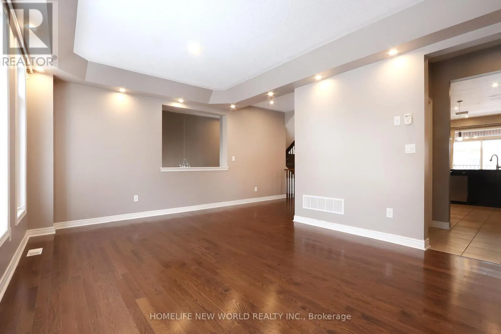 MASTER 3RD FL - 41 PULPWOOD CRESCENT