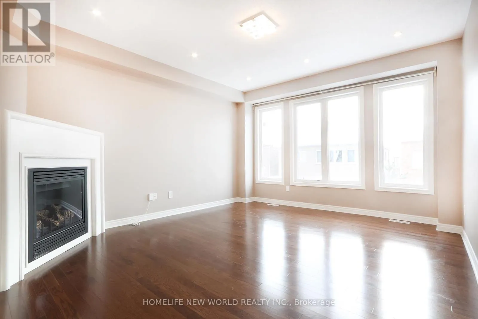 MASTER 3RD FL - 41 PULPWOOD CRESCENT