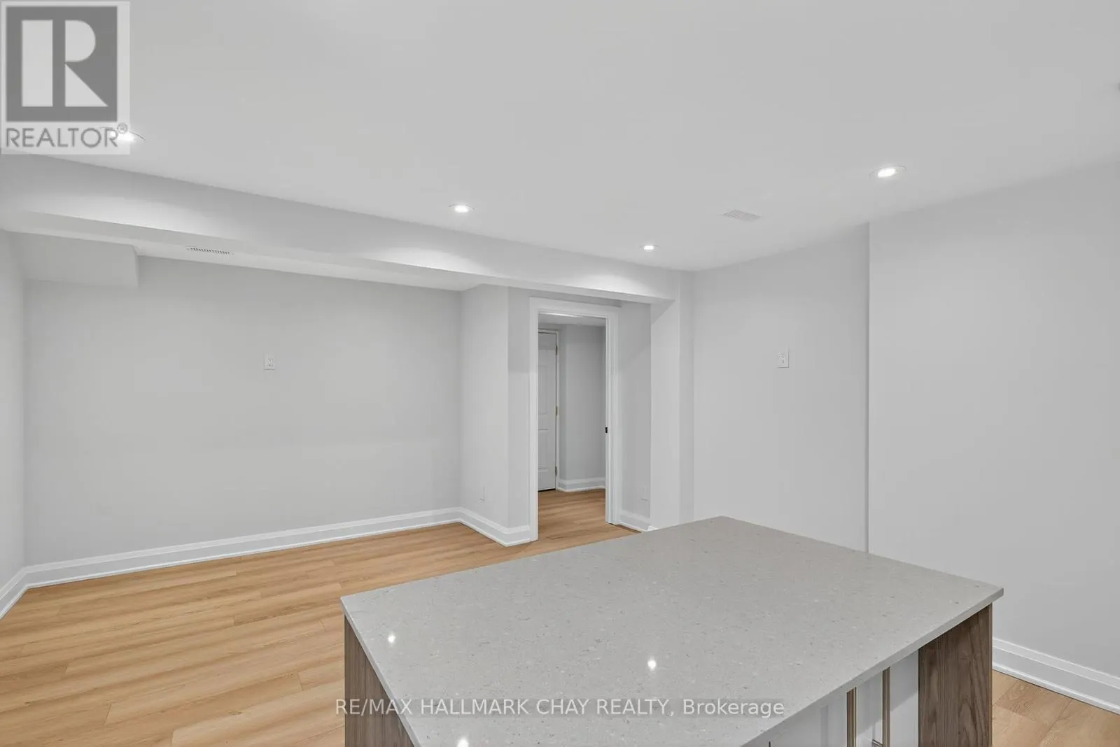 LOWER - 110 GLENDOWER CRESCENT