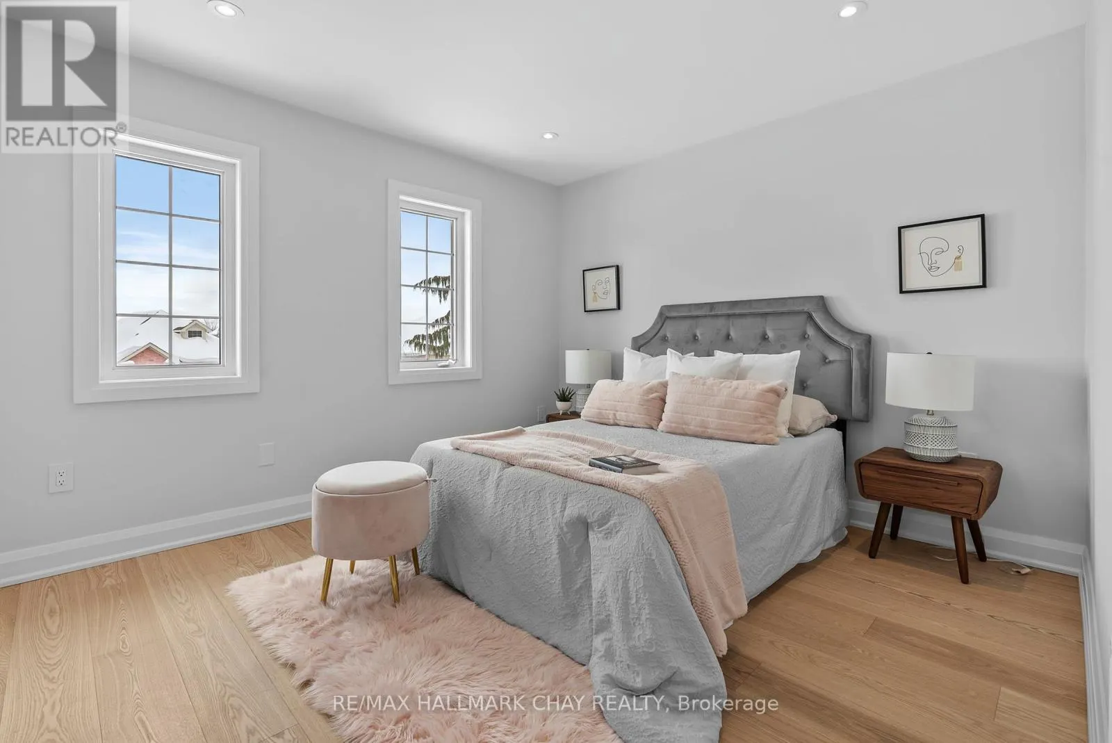 UPPER - 110 GLENDOWER CRESCENT