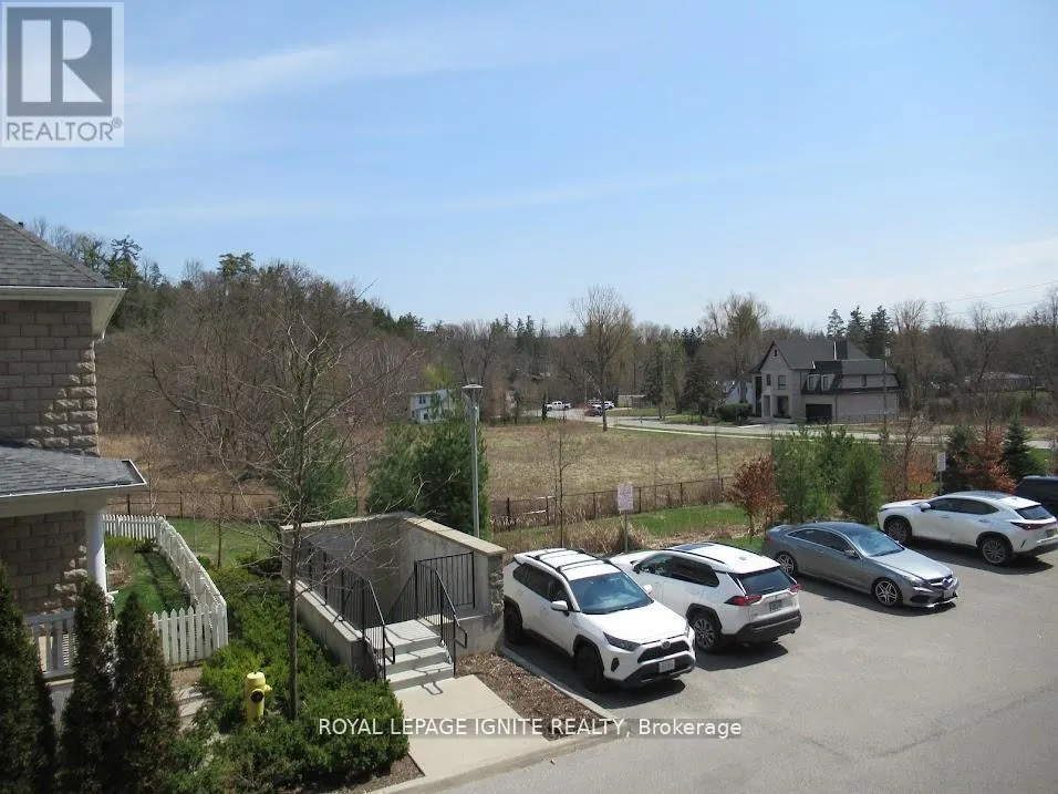 13 - 196 PINE GROVE ROAD