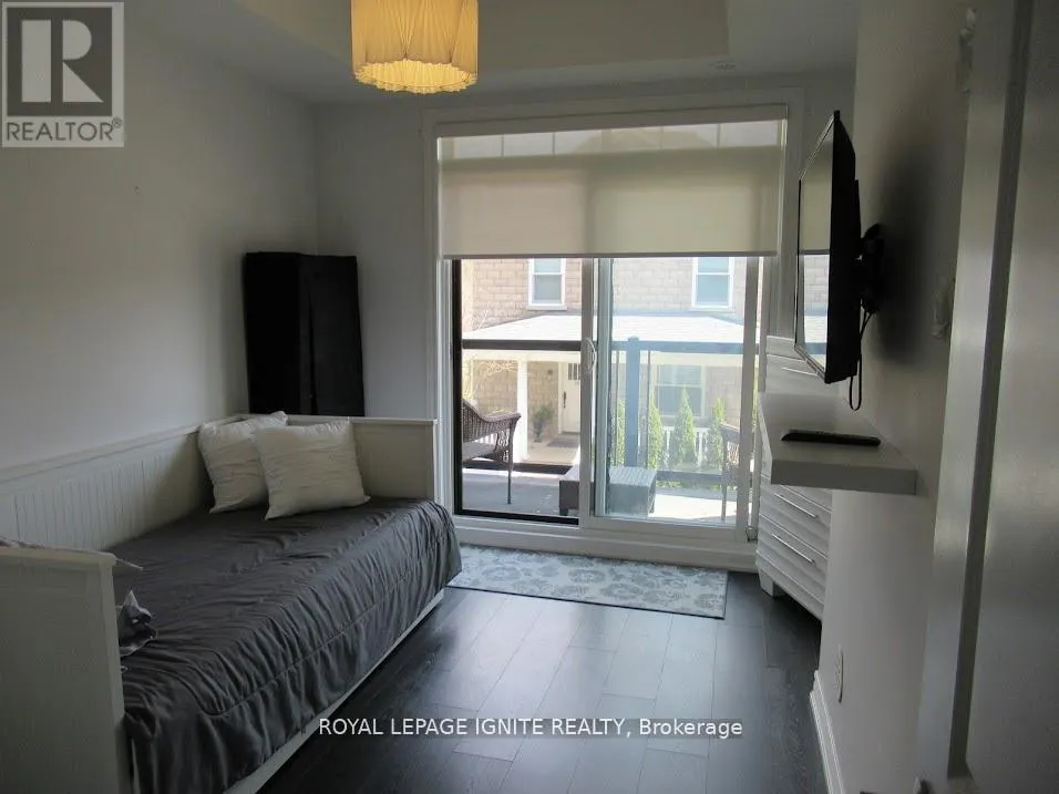 13 - 196 PINE GROVE ROAD