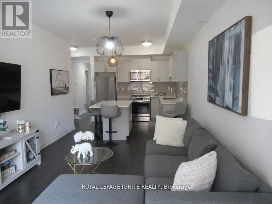 13 - 196 PINE GROVE ROAD