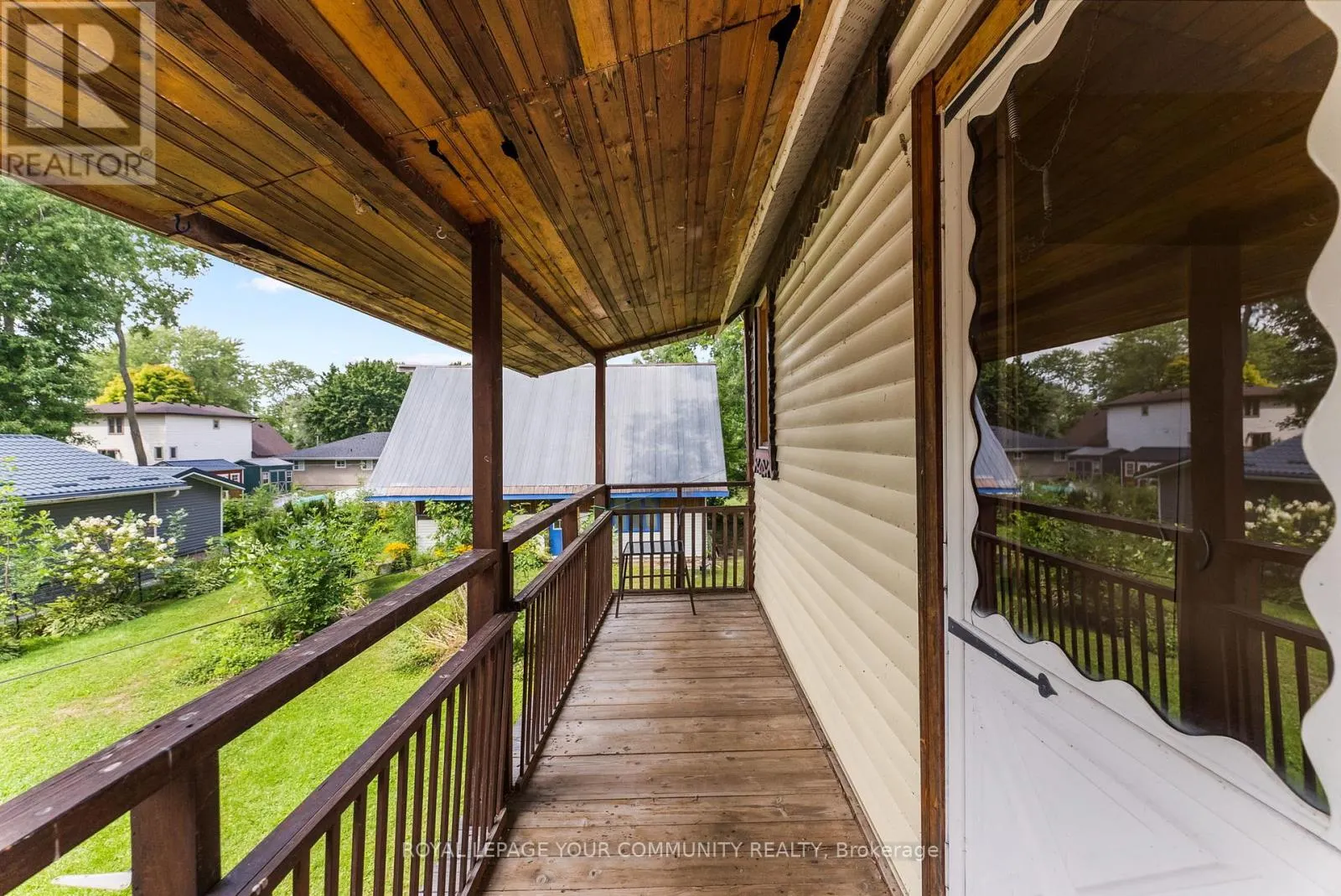 204 WOODLAND AVENUE