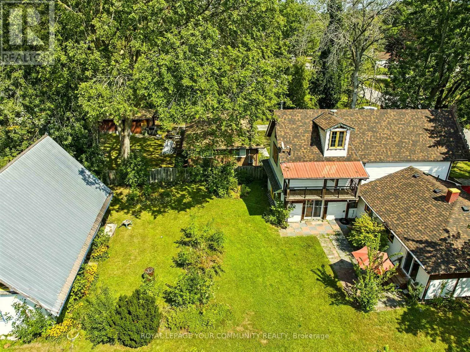 204 WOODLAND AVENUE