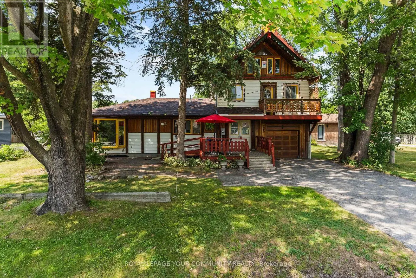 204 WOODLAND AVENUE