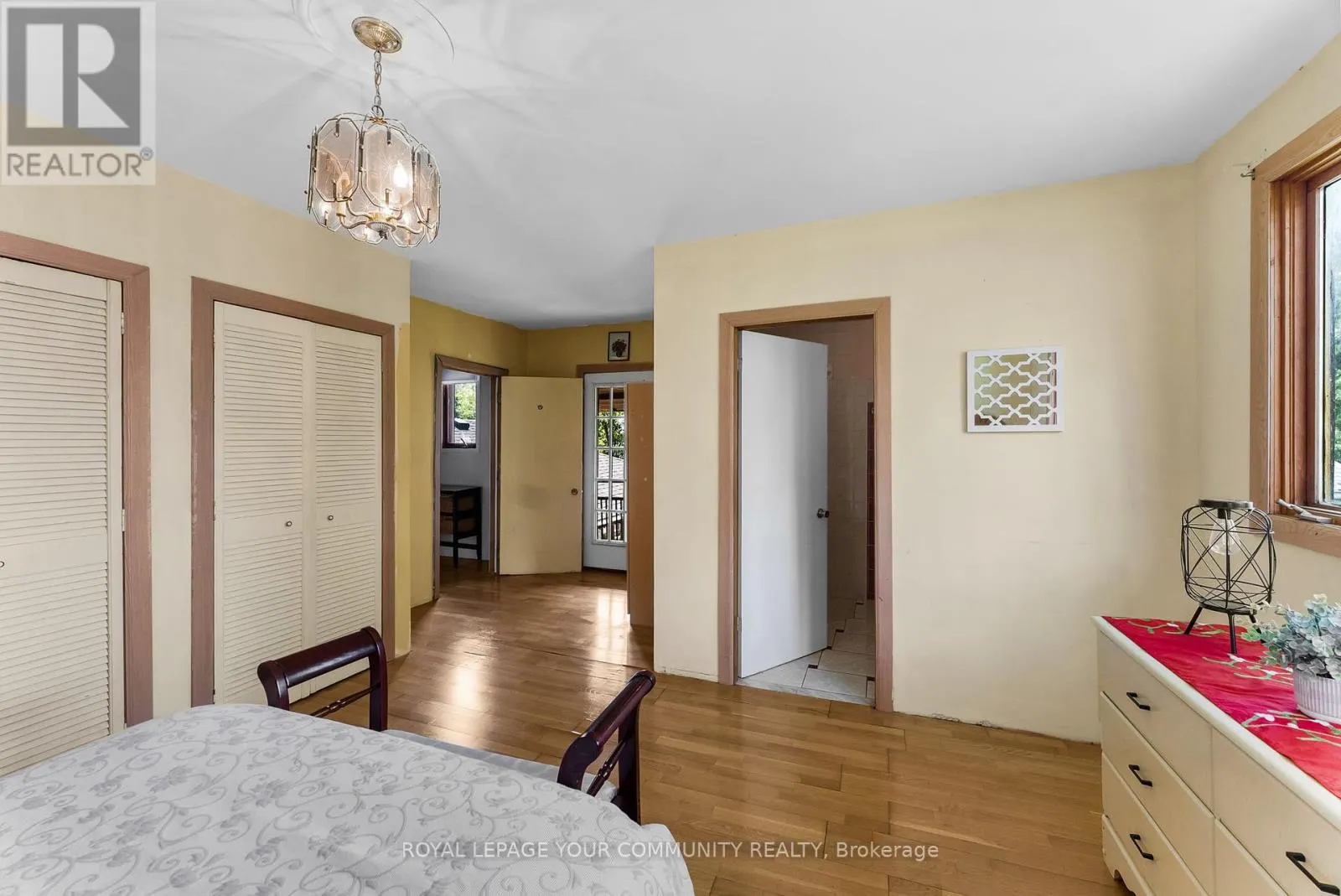 204 WOODLAND AVENUE
