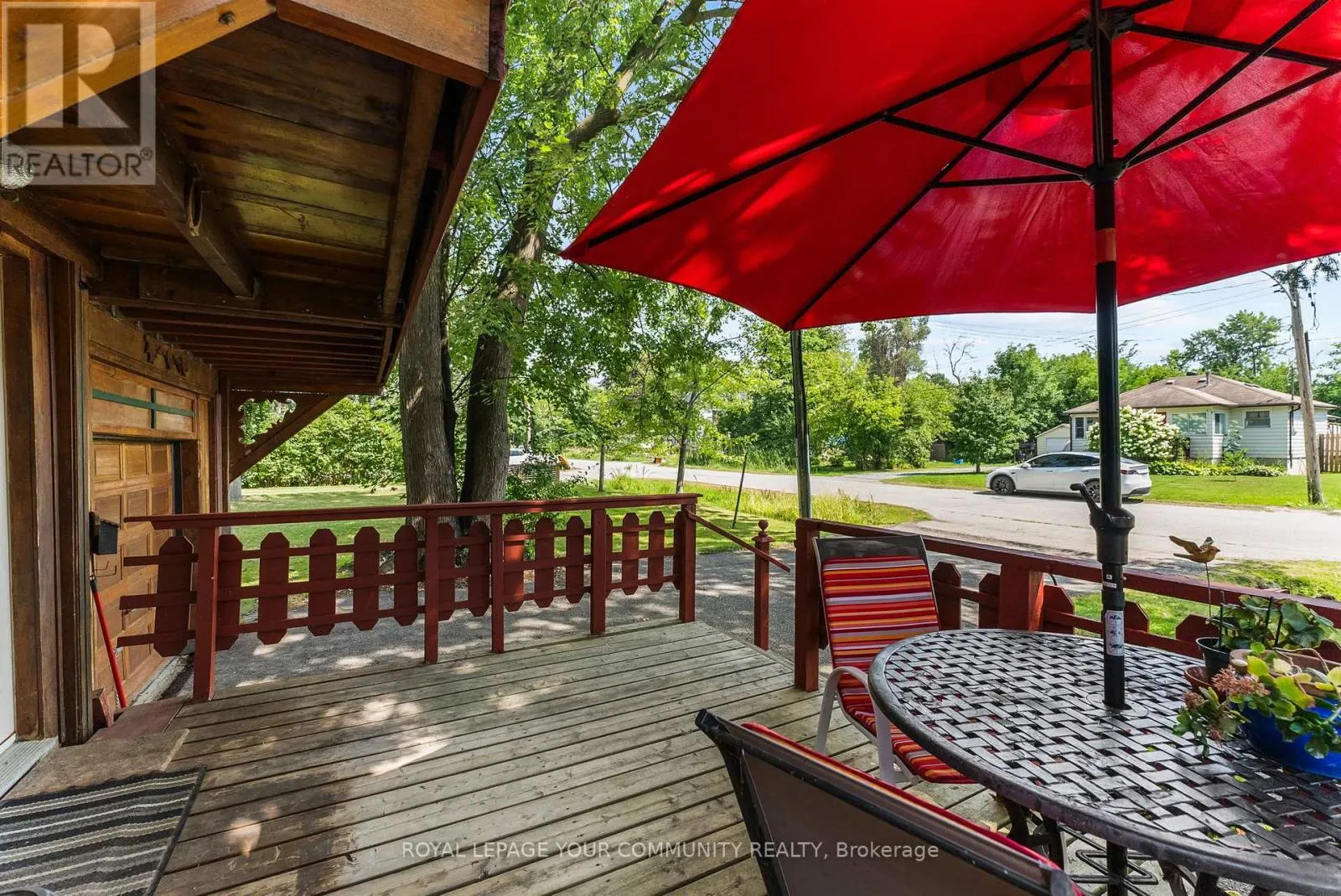 204 WOODLAND AVENUE