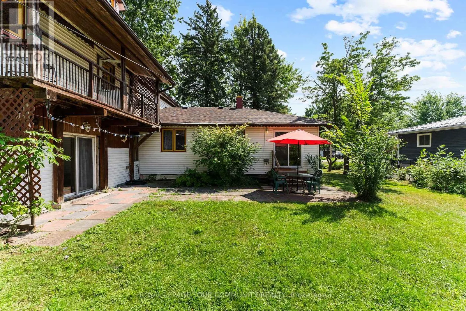204 WOODLAND AVENUE