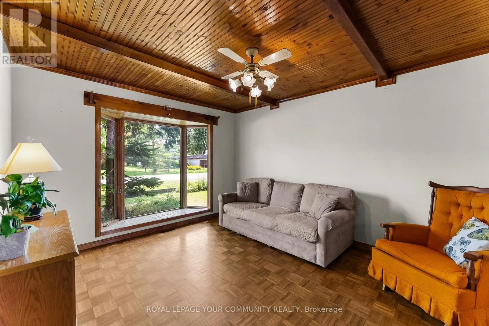 204 WOODLAND AVENUE