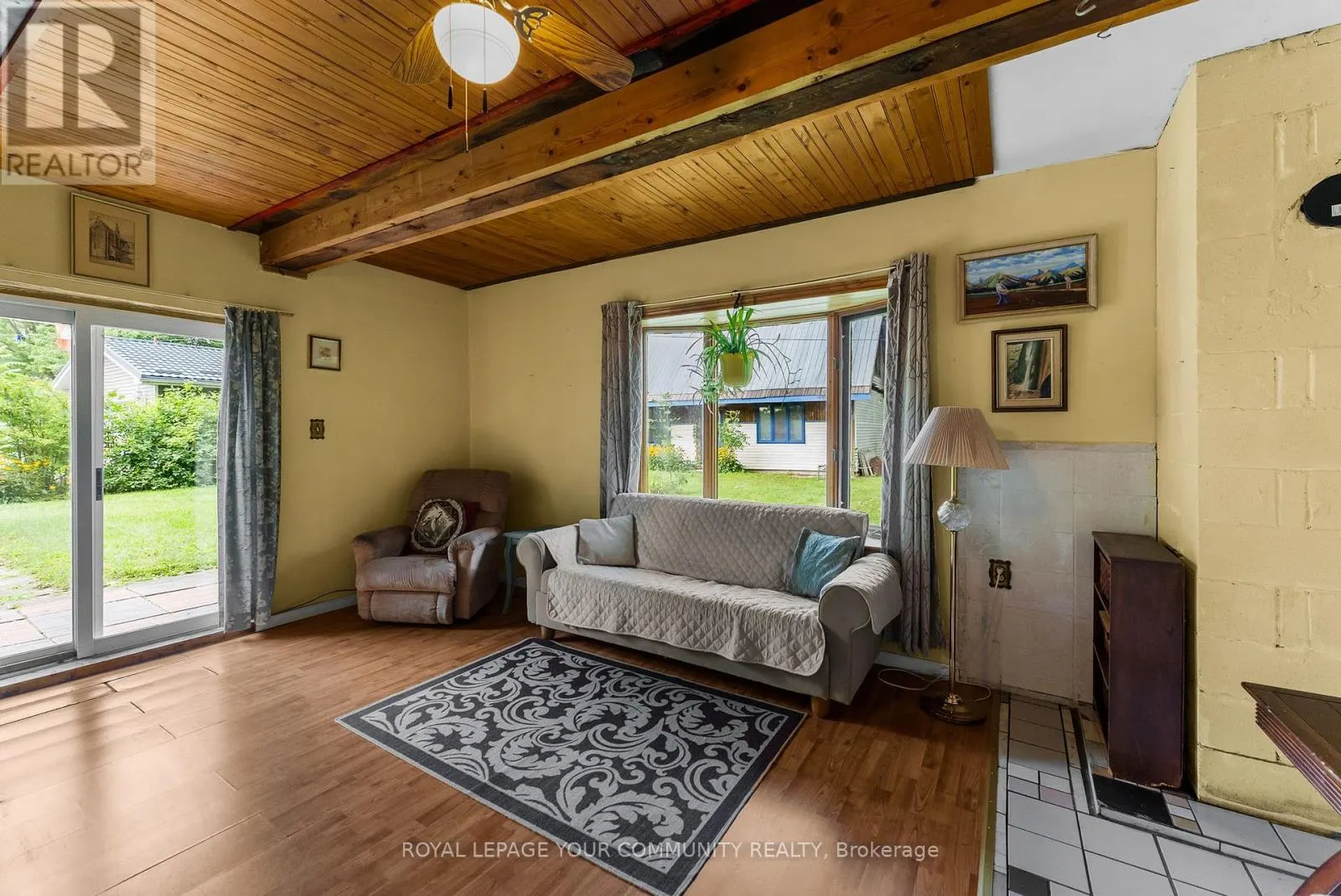 204 WOODLAND AVENUE