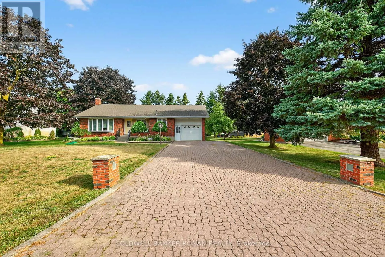 8 DOUGLAS DRIVE