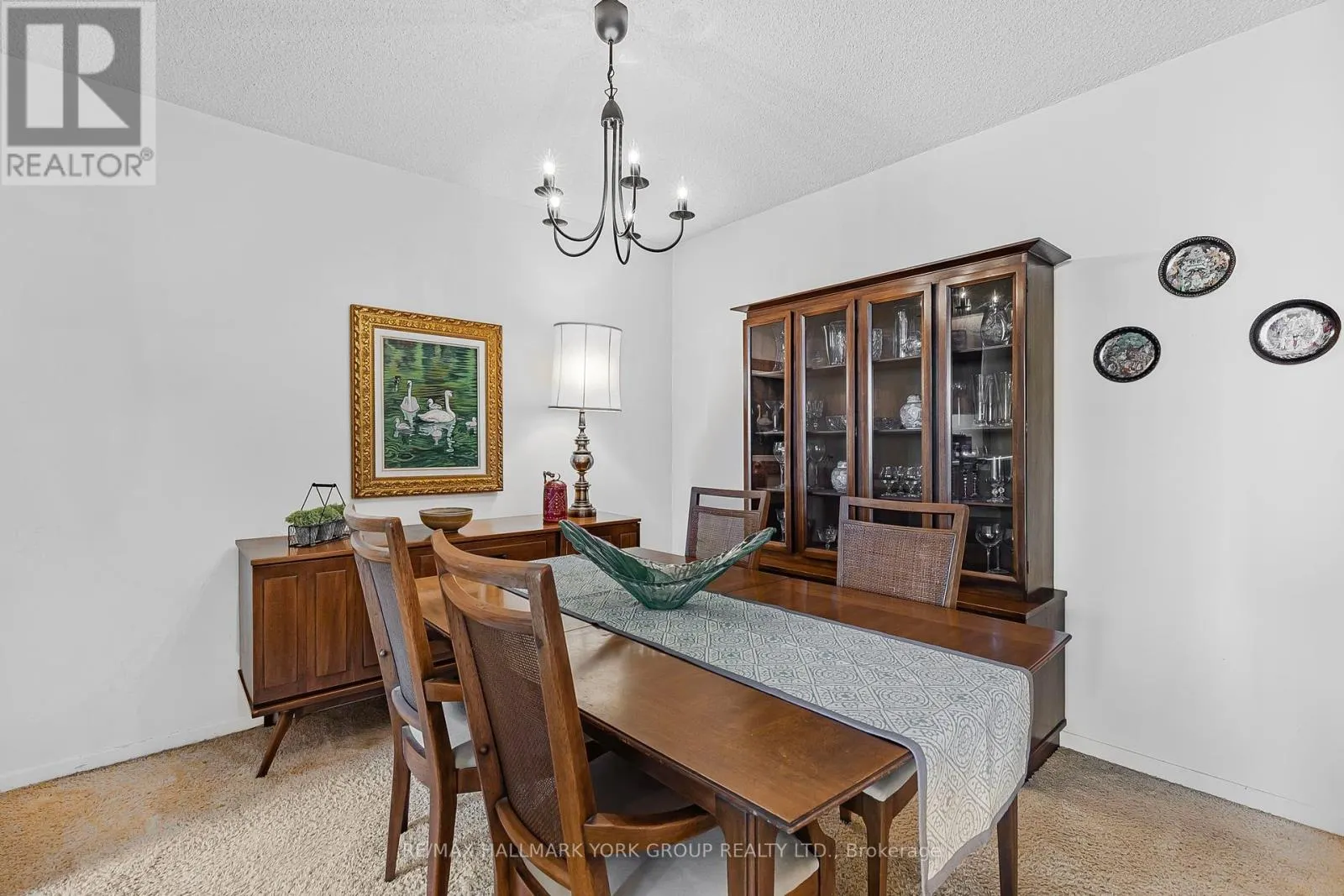 1007 - 7811 YONGE STREET