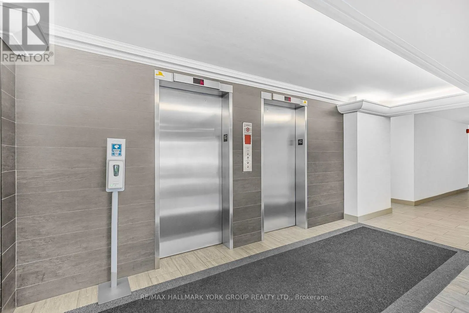 1007 - 7811 YONGE STREET