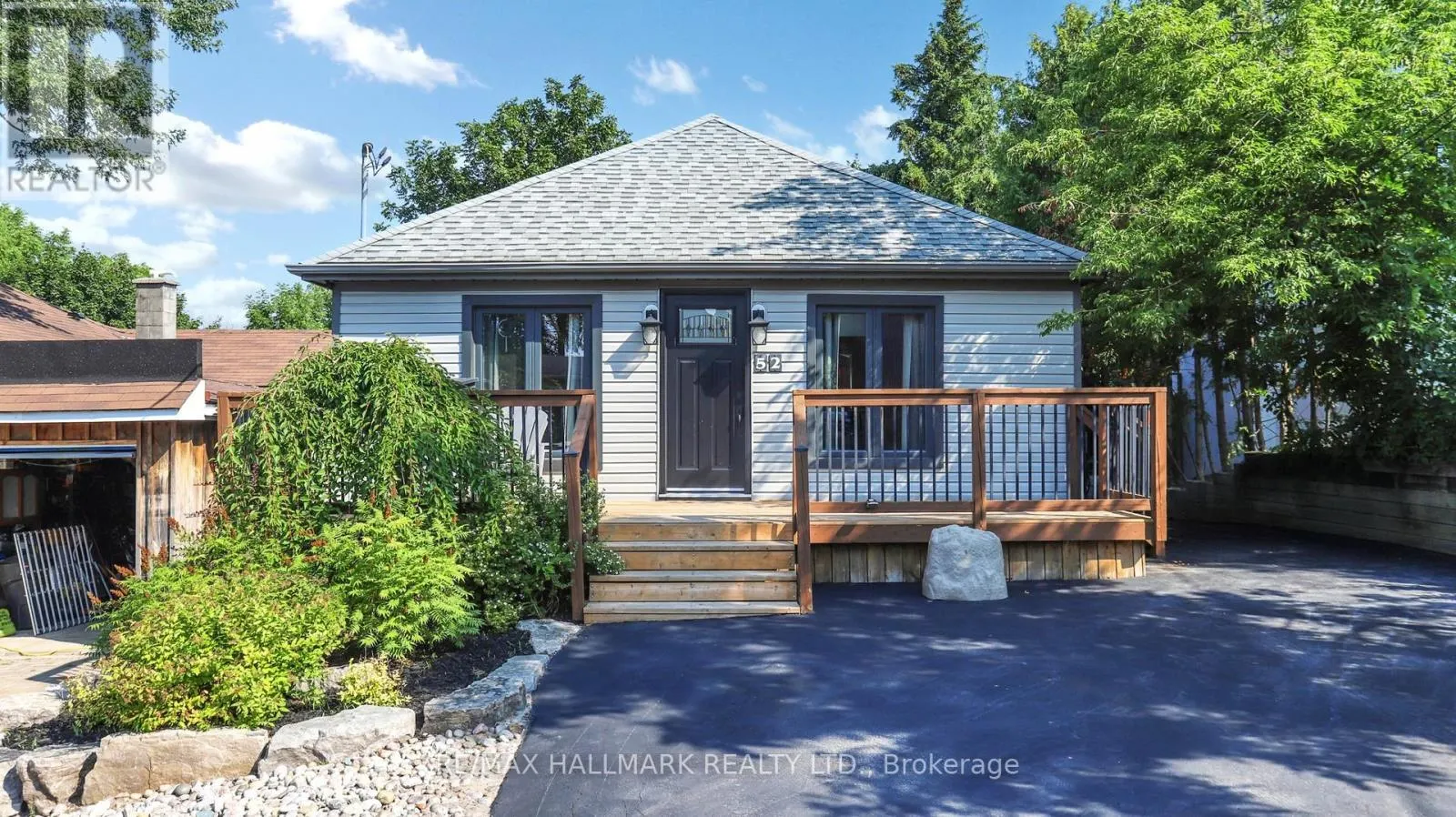 52 WINDSOR DRIVE