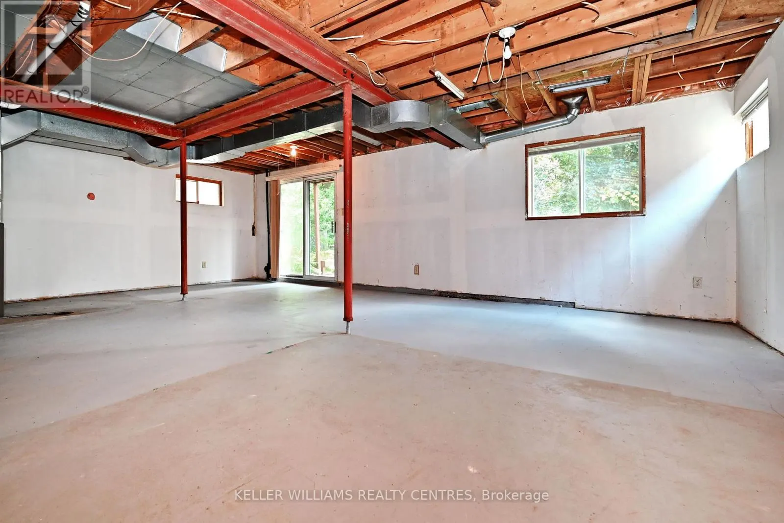 16 LANEWOOD DRIVE