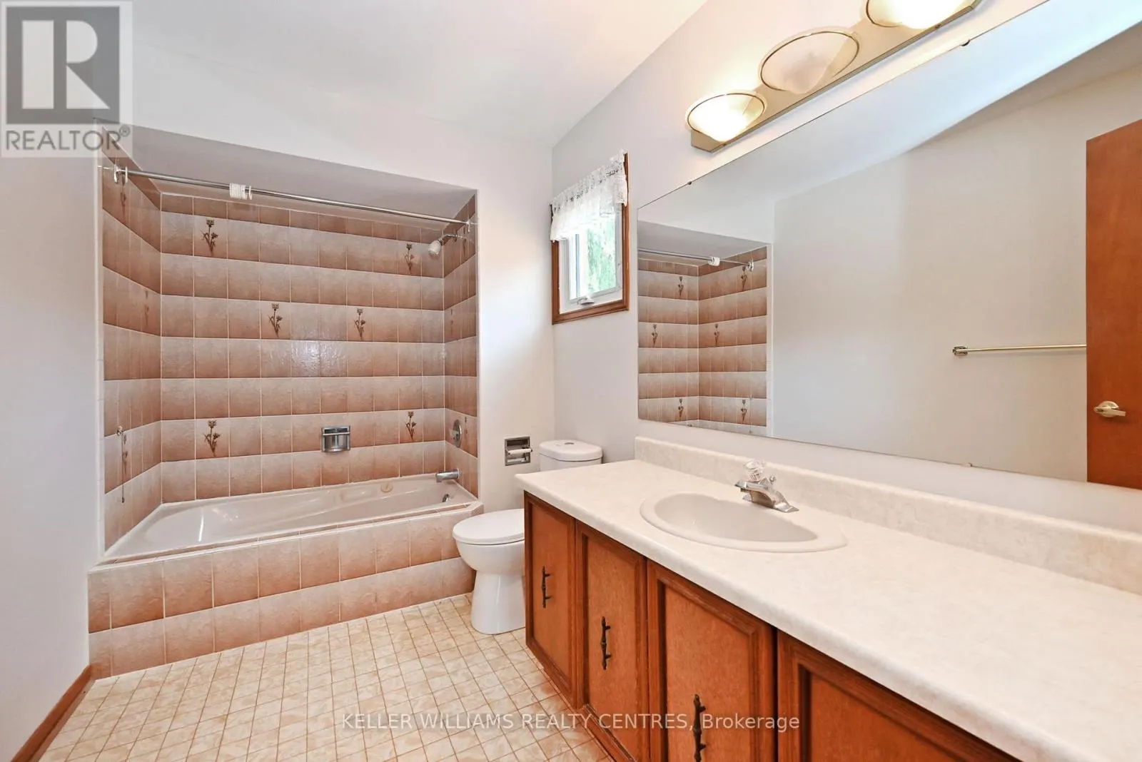 16 LANEWOOD DRIVE