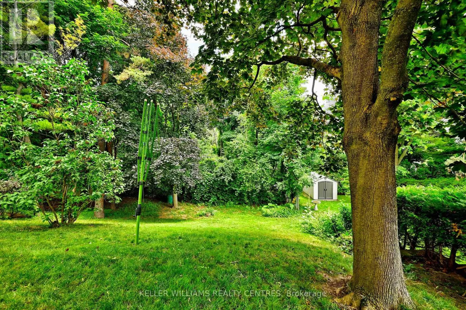 16 LANEWOOD DRIVE