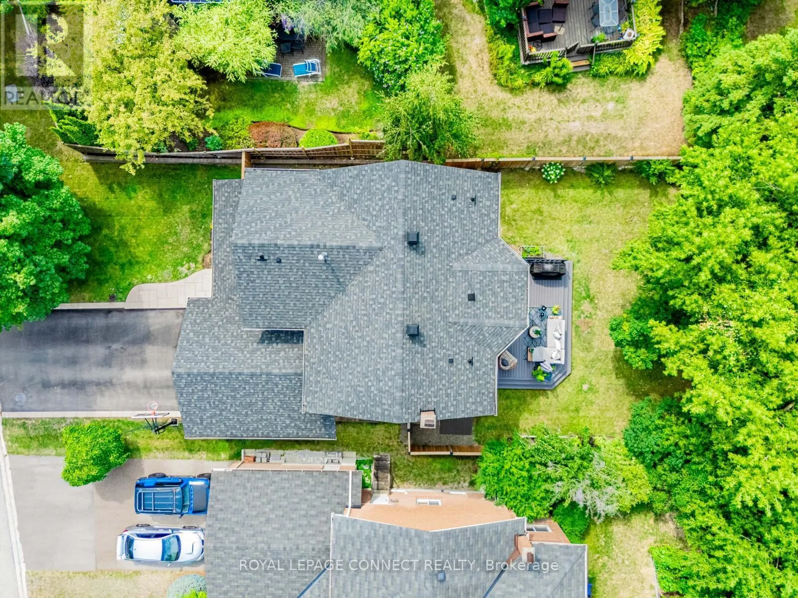 42 LYNDHURST DRIVE